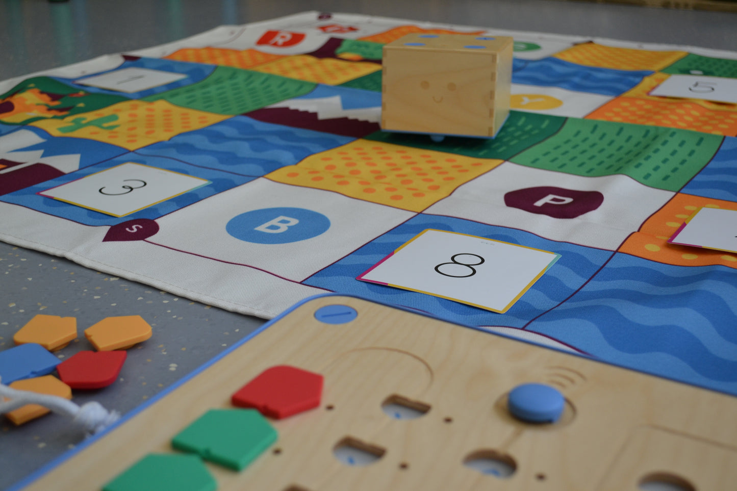 Coffret Cubetto + activités exclusives COLORI